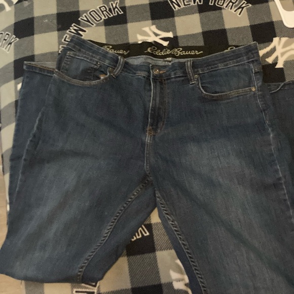 Eddie Bauer jeans - Picture 1 of 4